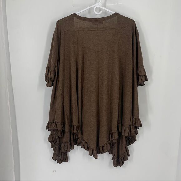 Basically Me Plus Size Brown Handkerchief Scalloped Hem Top Size 3X - Picture 9 of 12